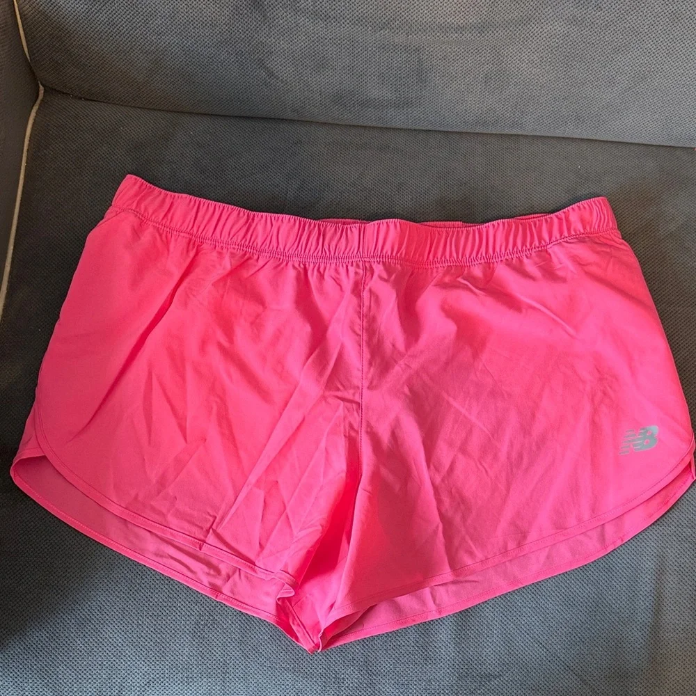 New Balance‎ Women's Vibrant Pink Running Shorts NWT